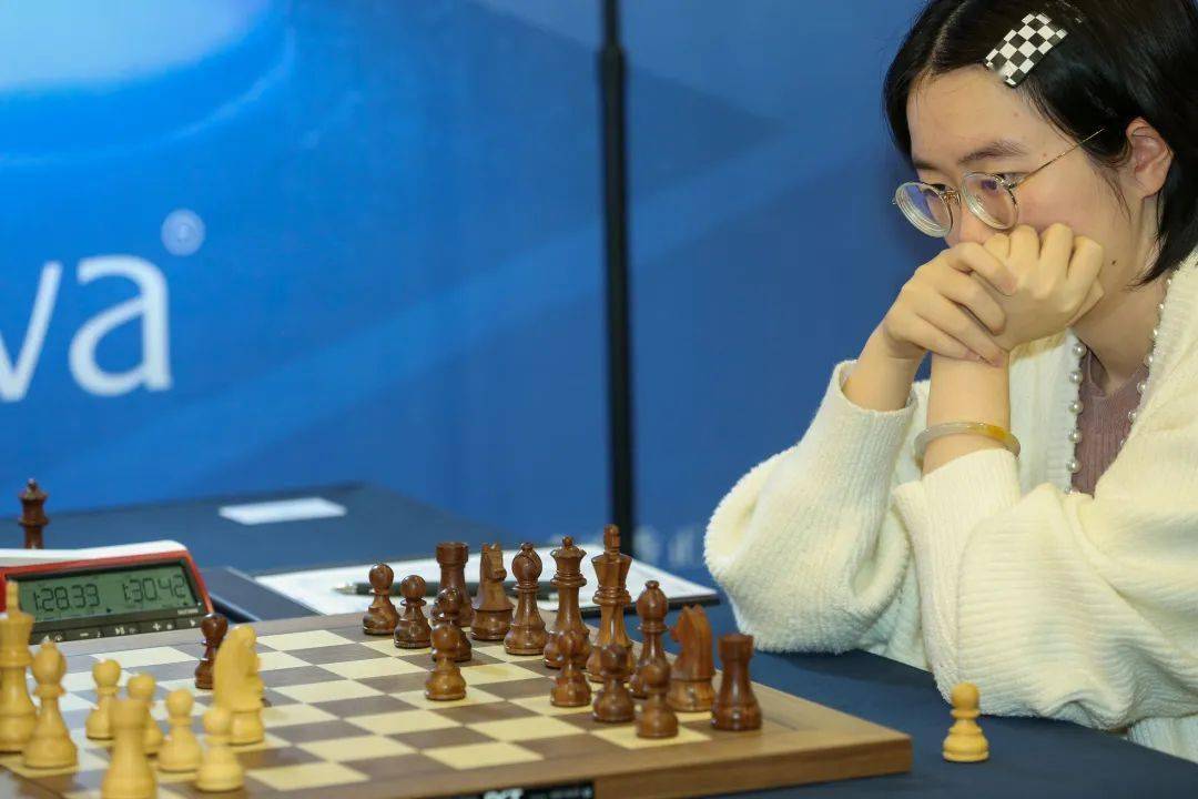纷繁的战斗，世界冠军的争夺即将开始