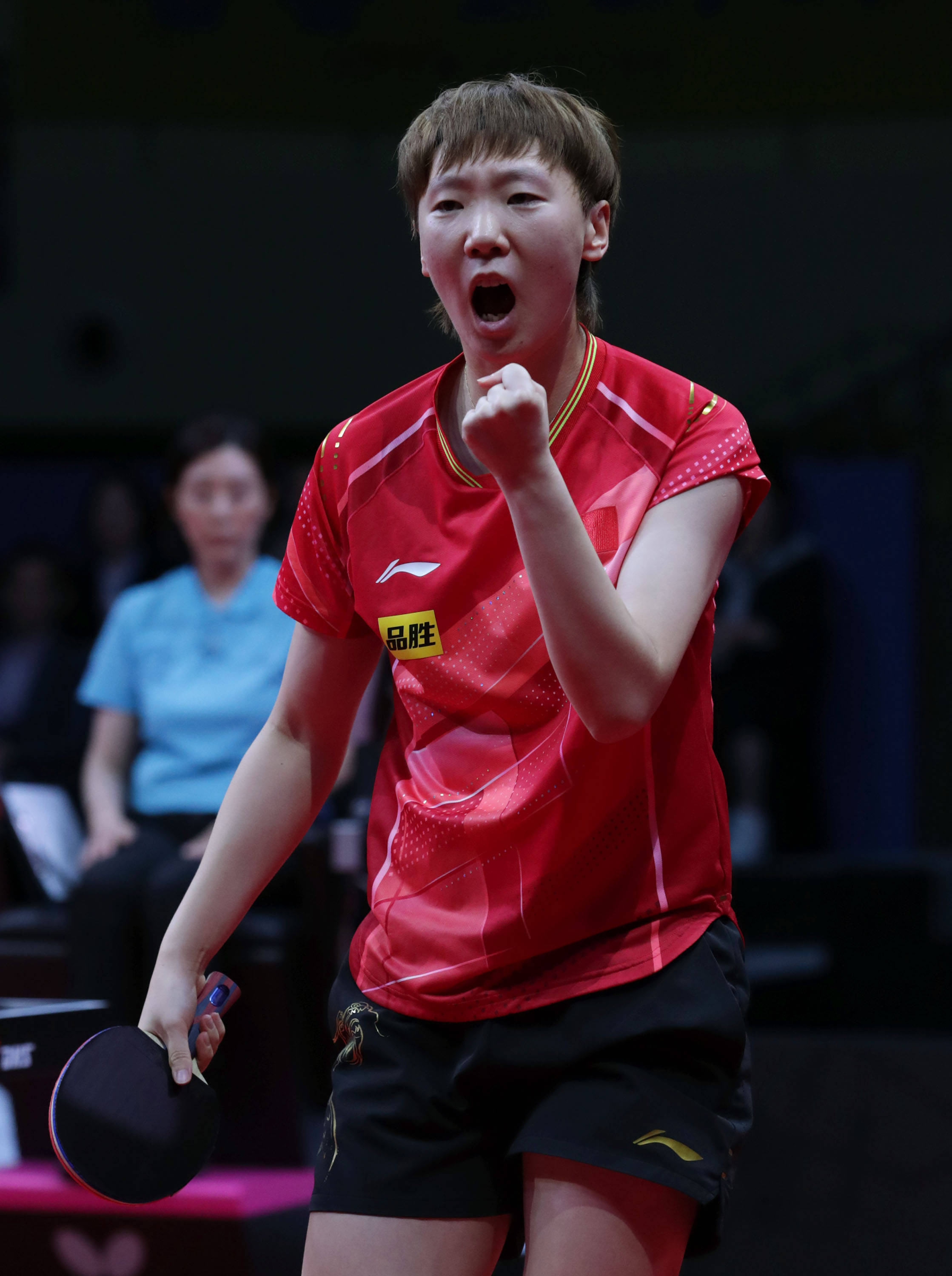 包含玻利维亚大胜马里会师欧锦赛四强的词条