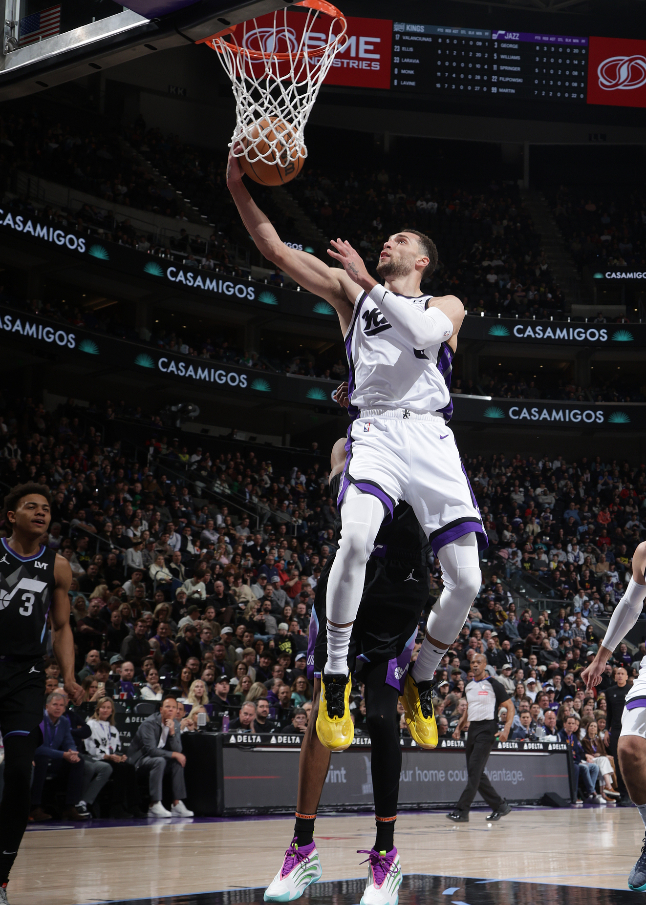 关于爵士后卫状态火爆,成为全队得分主力的信息 关于爵士后卫状态火爆,成为全队得分主力的信息