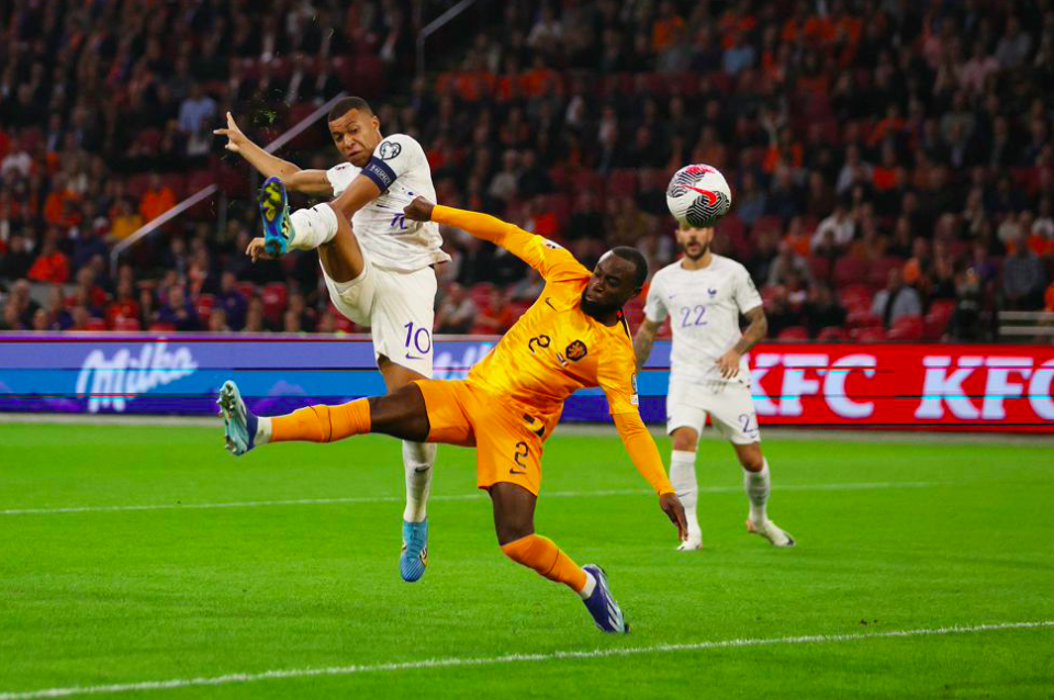 星空体育app下载地址-包含欧预赛比赛实况传真，悬念随时会改变战况的词条