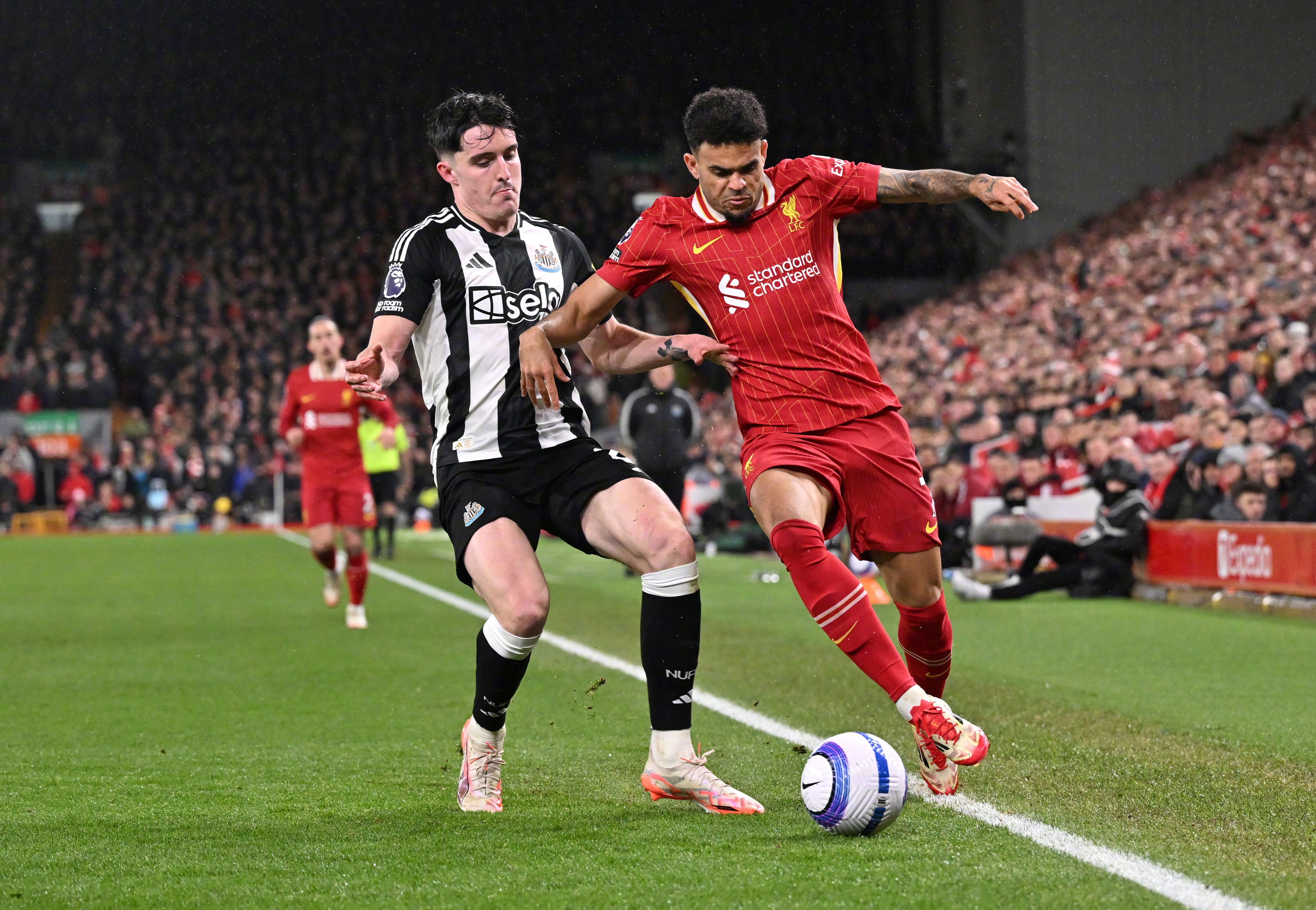 星空体育app下载地址-关于纽卡斯尔客场力克伯恩利，英超保级形势小有改观的信息