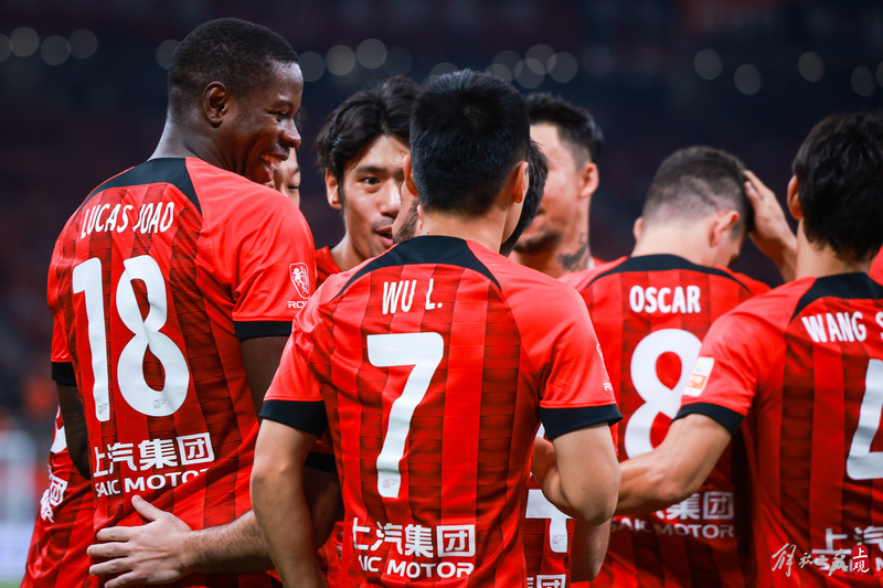上海队惨遭逆转败，主场失利，球迷失望的简单介绍