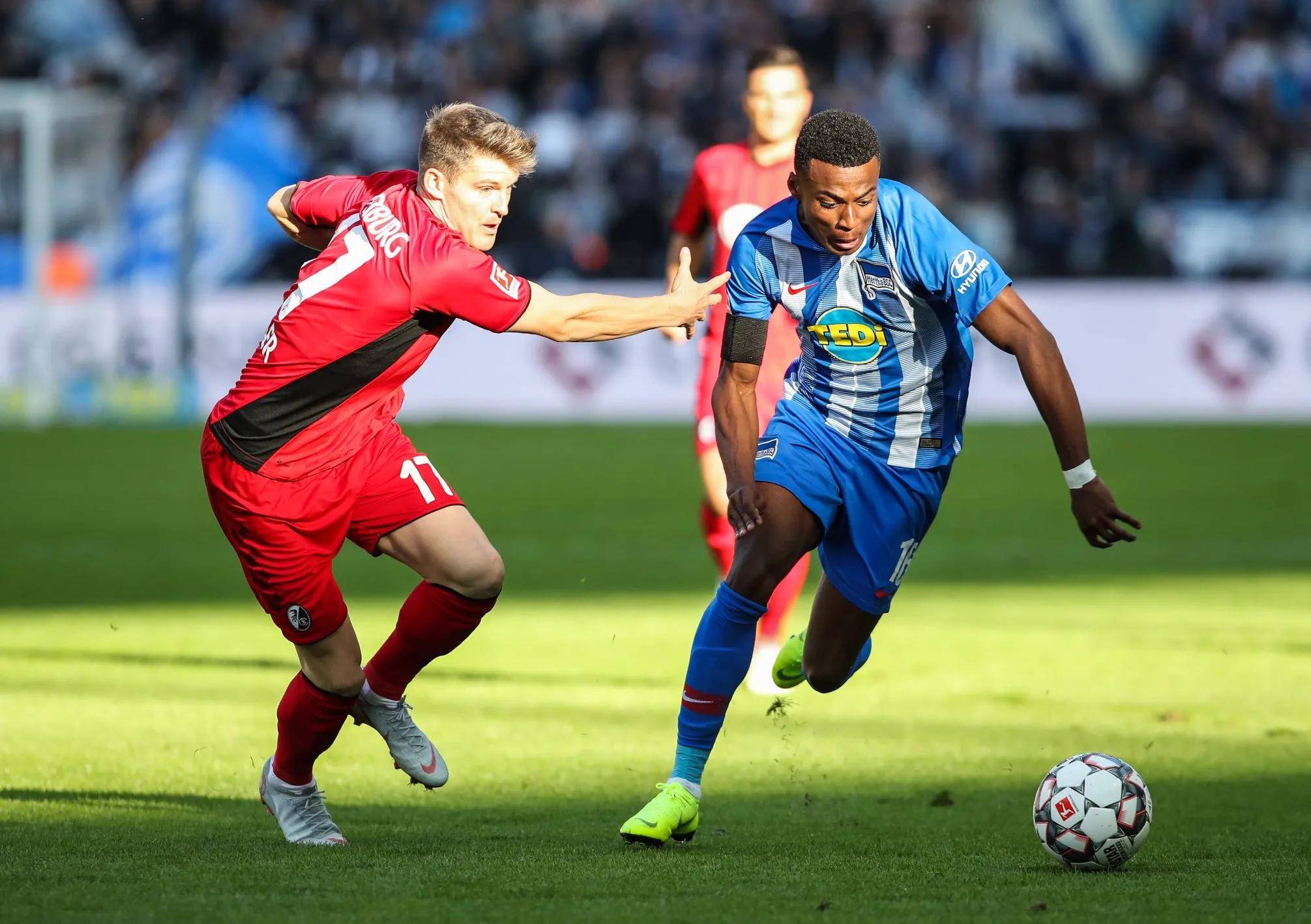 星空体育网页版登录入口-沙尔克主帅透露战术秘籍，球队展现变化