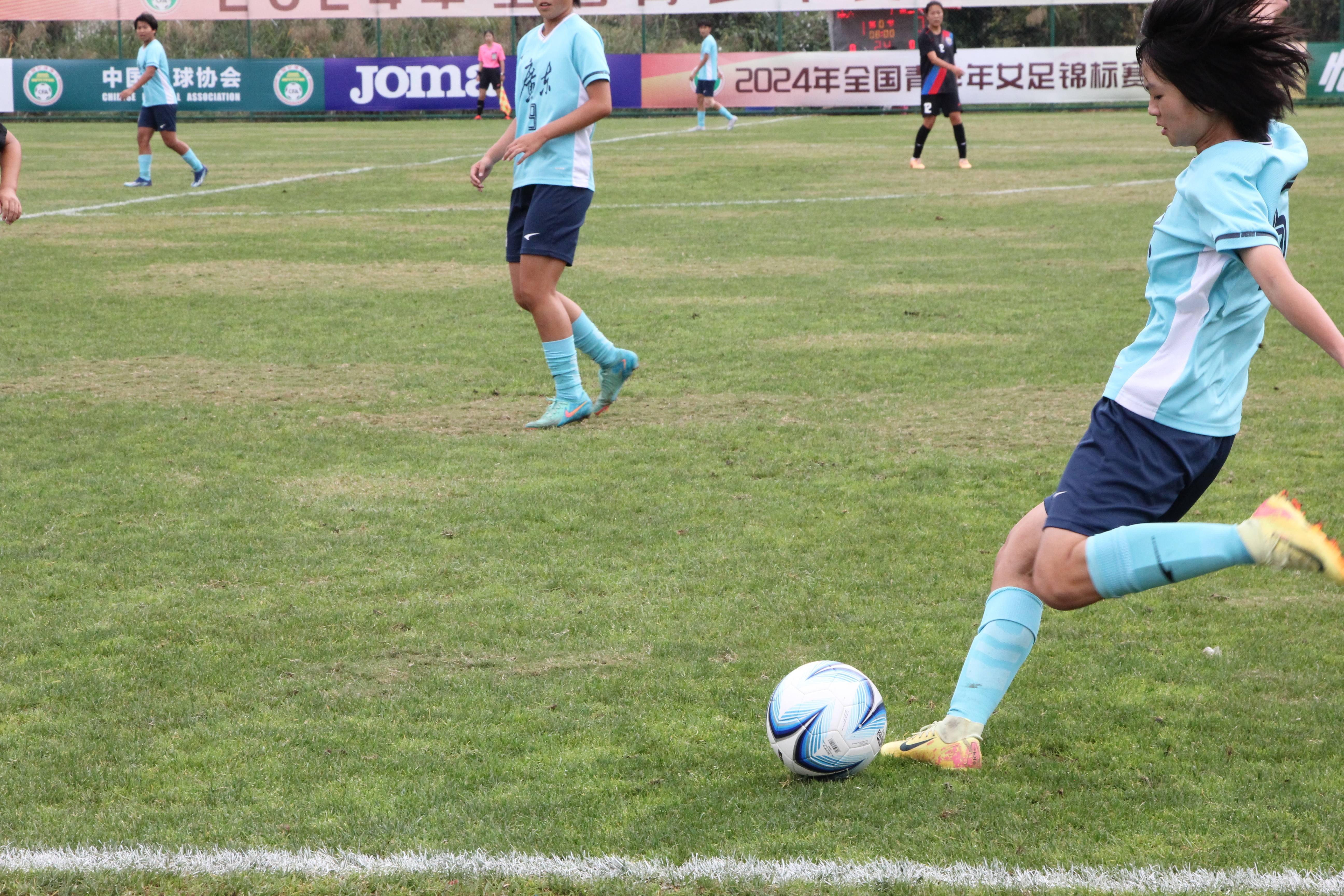 星空体育网站-比赛赛况报告！女足决赛的精彩瞬间