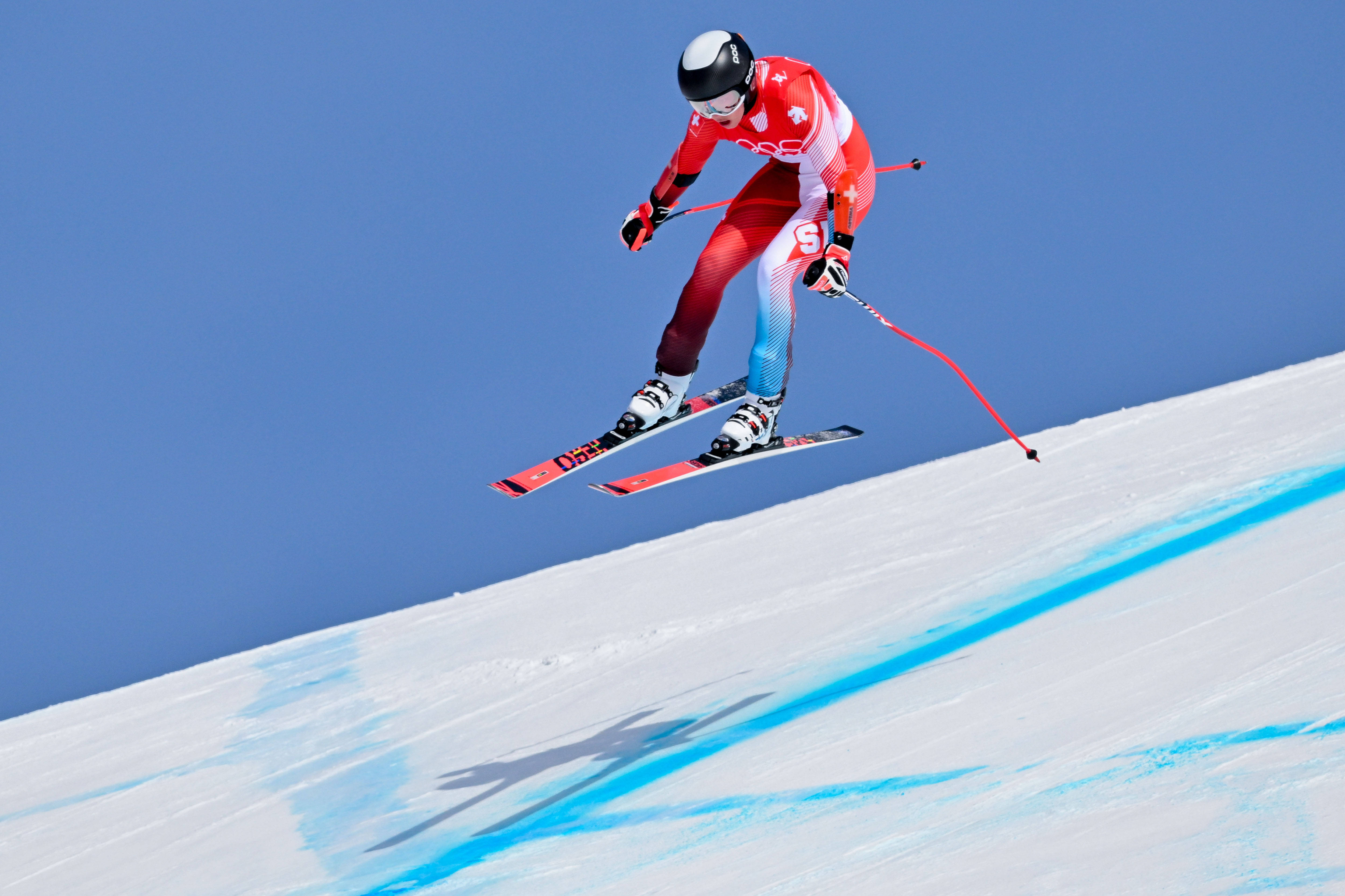 星空体育新闻-瑞士男子滑雪选手技艺精湛，领先全场的简单介绍