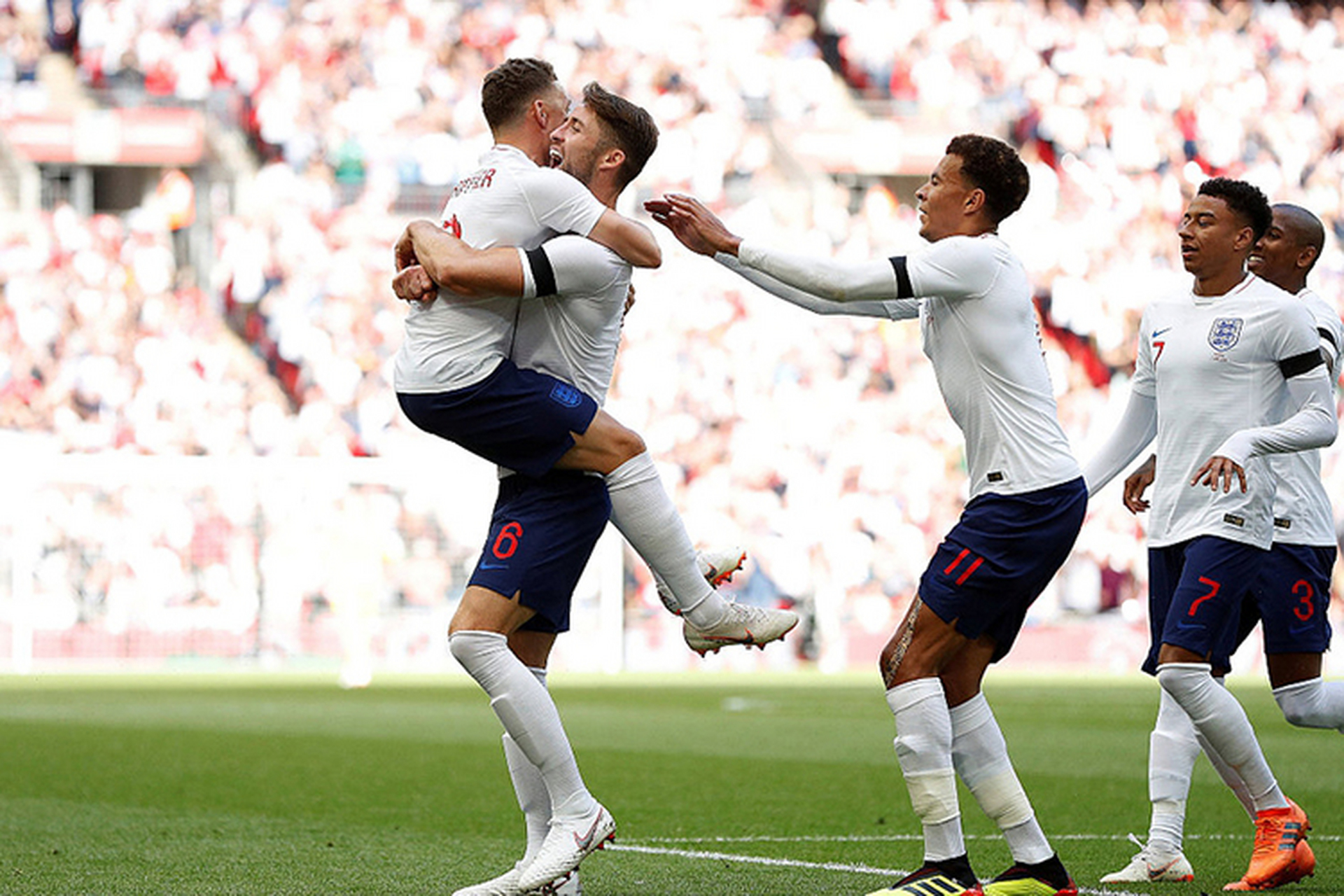 欧洲足球联赛的强队互相厮杀